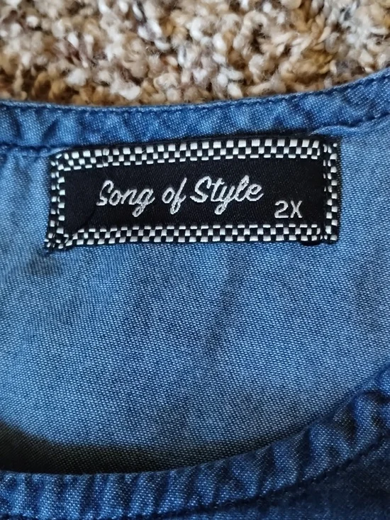 Chambray Dress - Picture 2 of 5